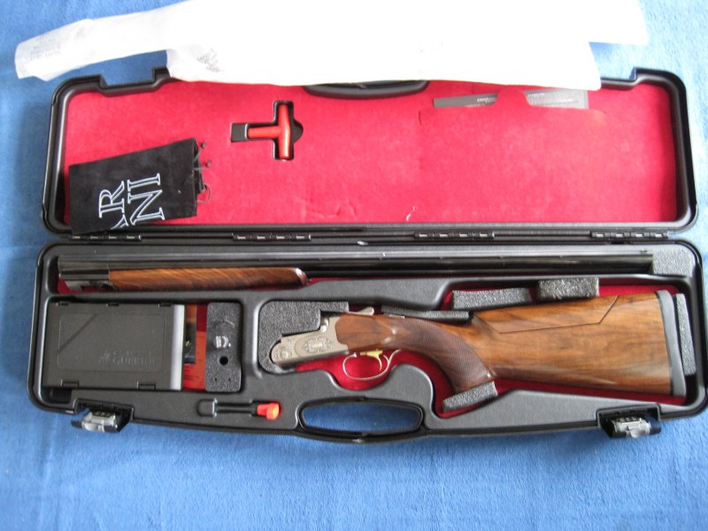 Caesar Guerini Summit Sporting 28 Gauge Shotgun.