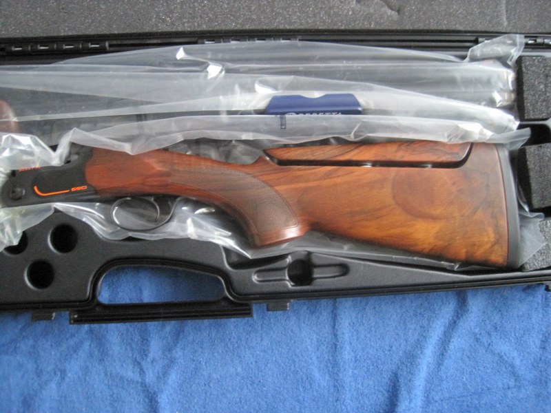 Beretta 690 Competition Black Edition Shotgun 12 Ga