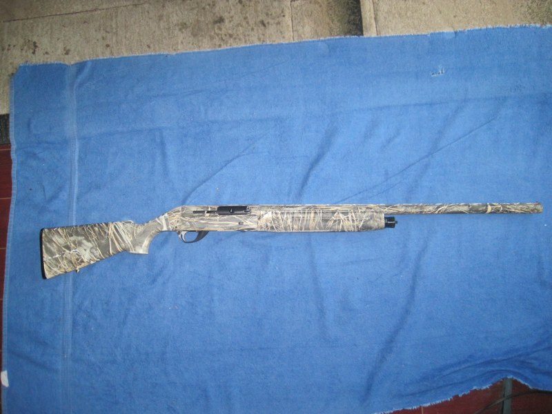 Benelli Bellmonte MK2 12-gauge Semi-Automatic Shotgun.