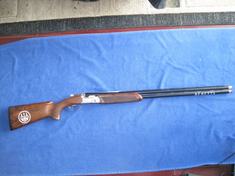 Beretta 694 Sporting 12Ga B-FAST Over/Under Shotgun