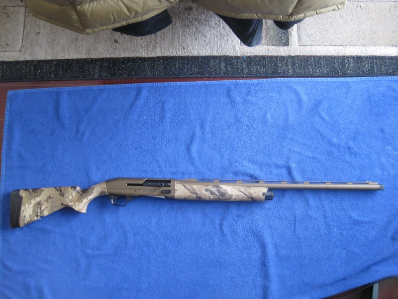 Franchi Affinity 3.5 Waterfowl Elite Semi-Automatic Shotgun 12-gauge.
