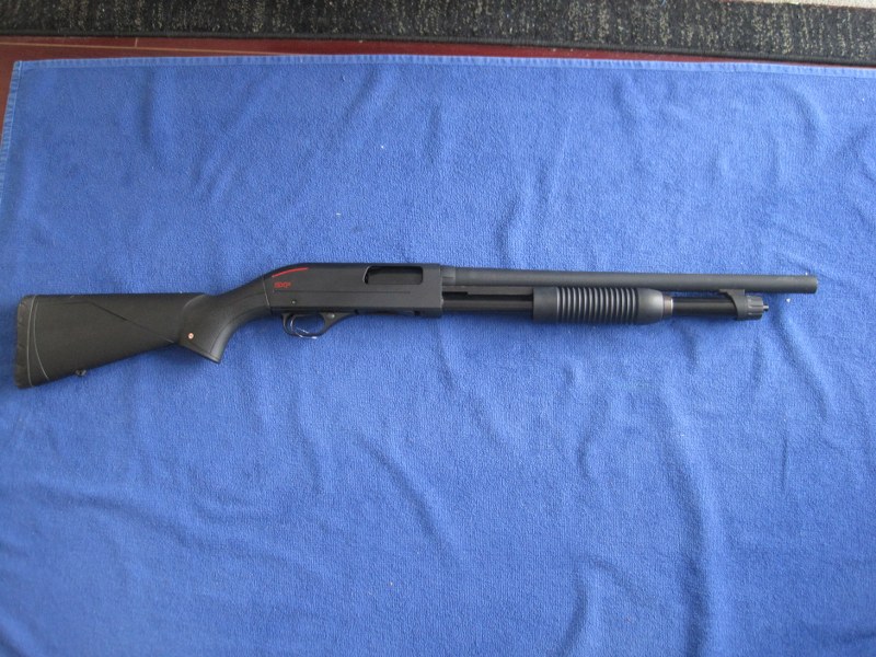 Winchester SXP Defender pump Action Shotgun 12 Gauge.