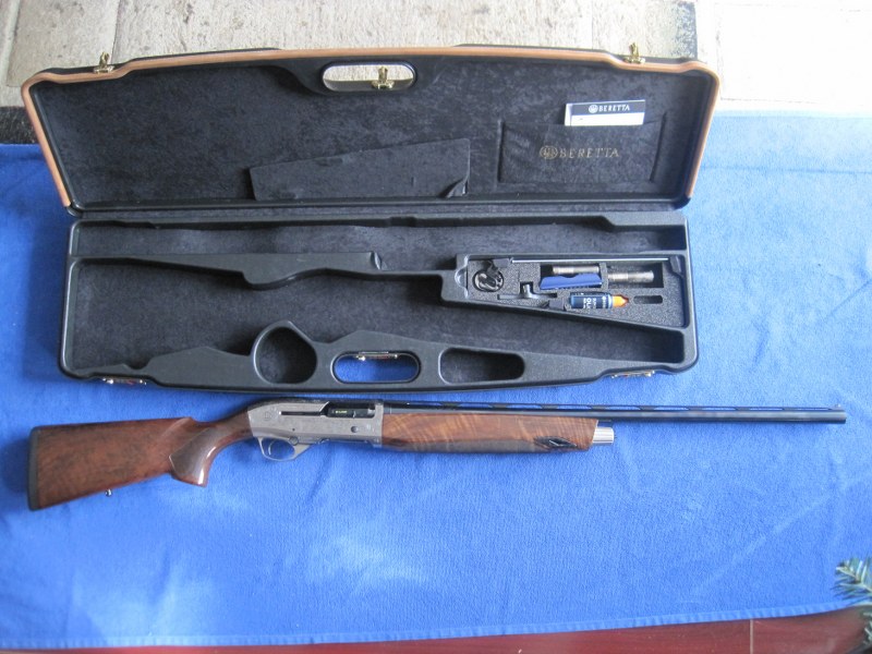 Beretta A400 L Field 12GA.