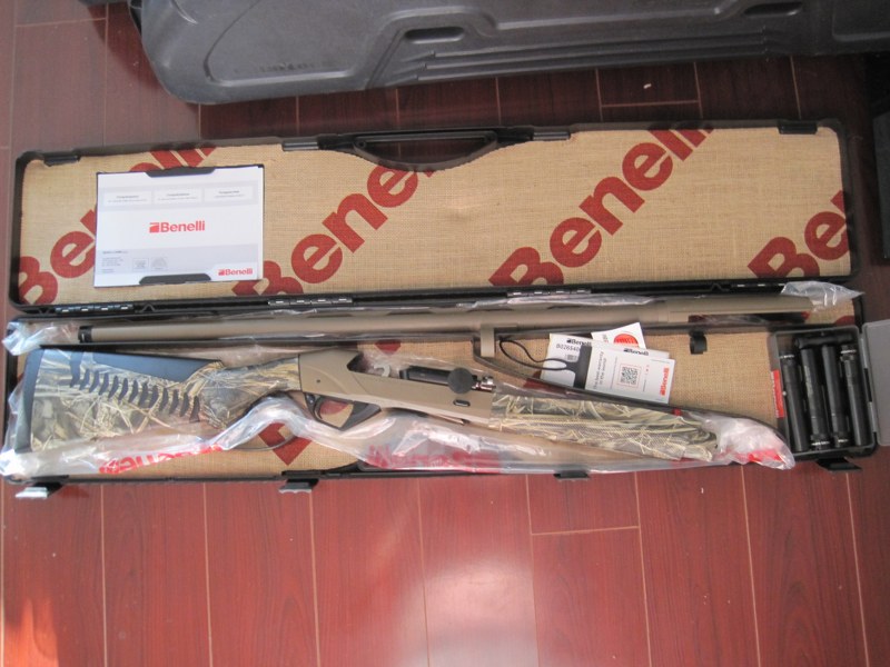 Benelli SBE III A.I. Realtree Max-7 12 GA.